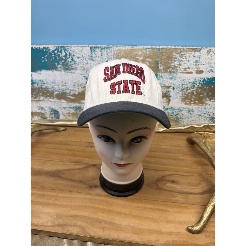 Vintage San Diego State Aztec Hat Cap Fitted White 7 1/8 Classic Sportswear Inc
